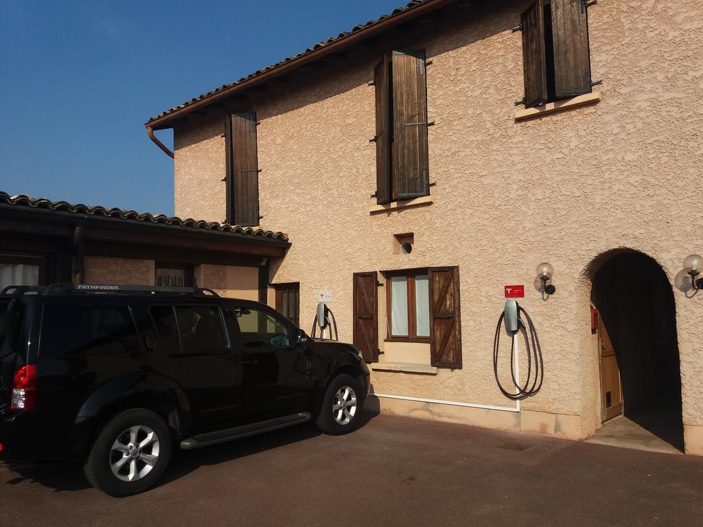Le Relais Des Dix Crus - Logis